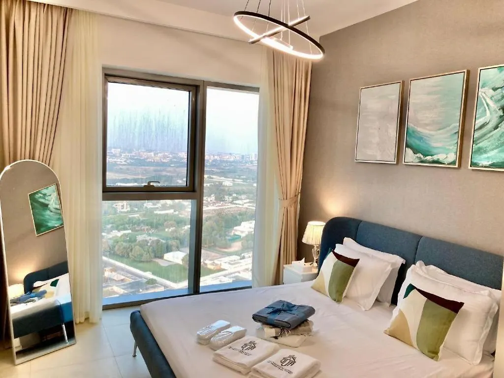 Luxurious 1-Bedroom With Skyline View In Downtown Views II Dubai