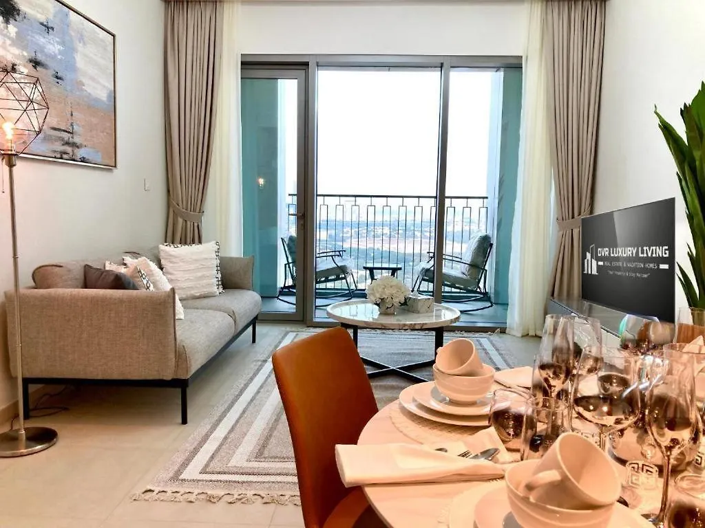 Luxurious 1-Bedroom With Skyline View In Downtown Views II Dubai Apartment
